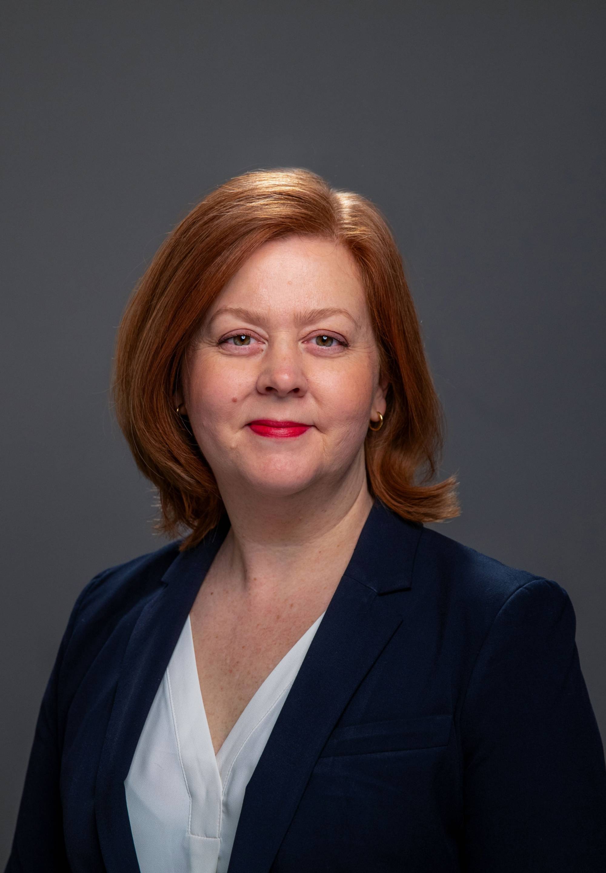 Dawne Bell's Headshot